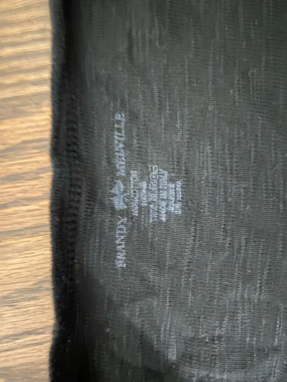 Brandy Melville Vintage Black Short Sleeve - Picture 3 of 3